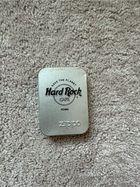 Hard Rock Cafe Silver Rome Zippo Collectible Tin